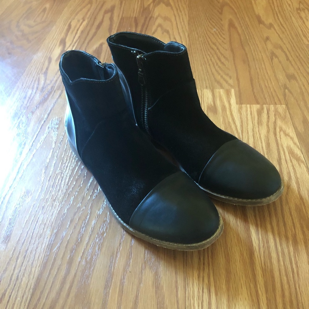 EUC ROAN black desert boots